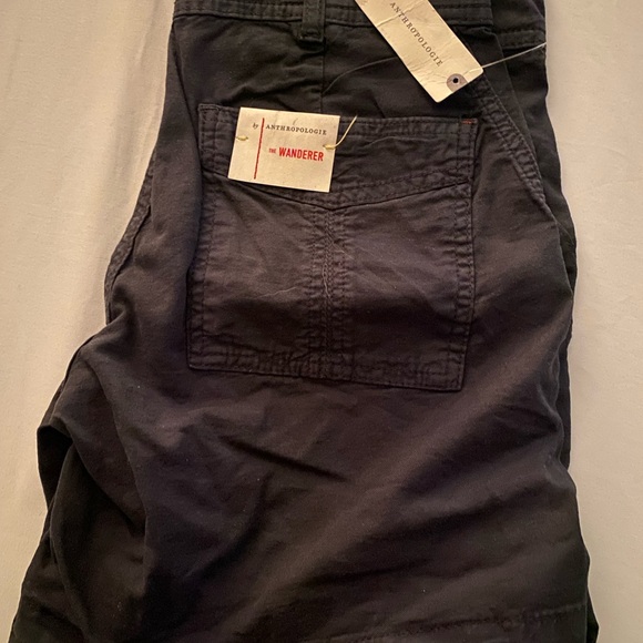 Anthropologie size 25 the wanderer shorts. Carbon/black color - Picture 8 of 9